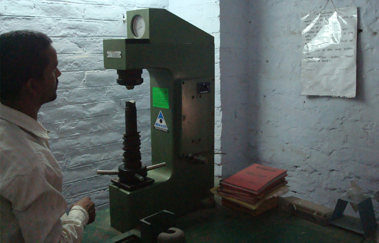 Rockwell hardness tester